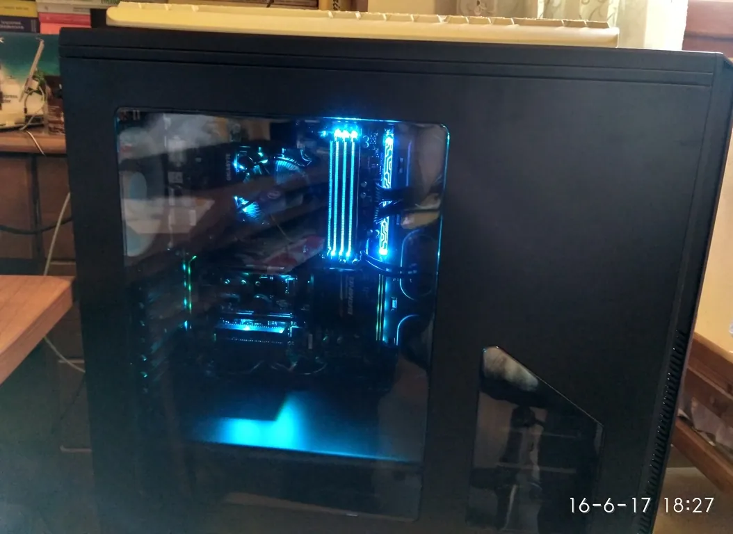 gigabyte h270, intel core i5, radeon rx580, amd,